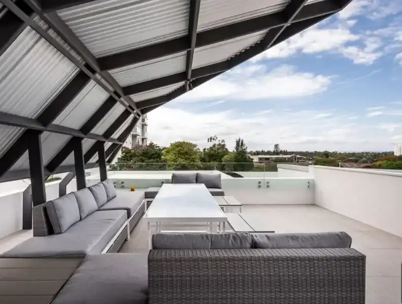 Rooftop Minimalis